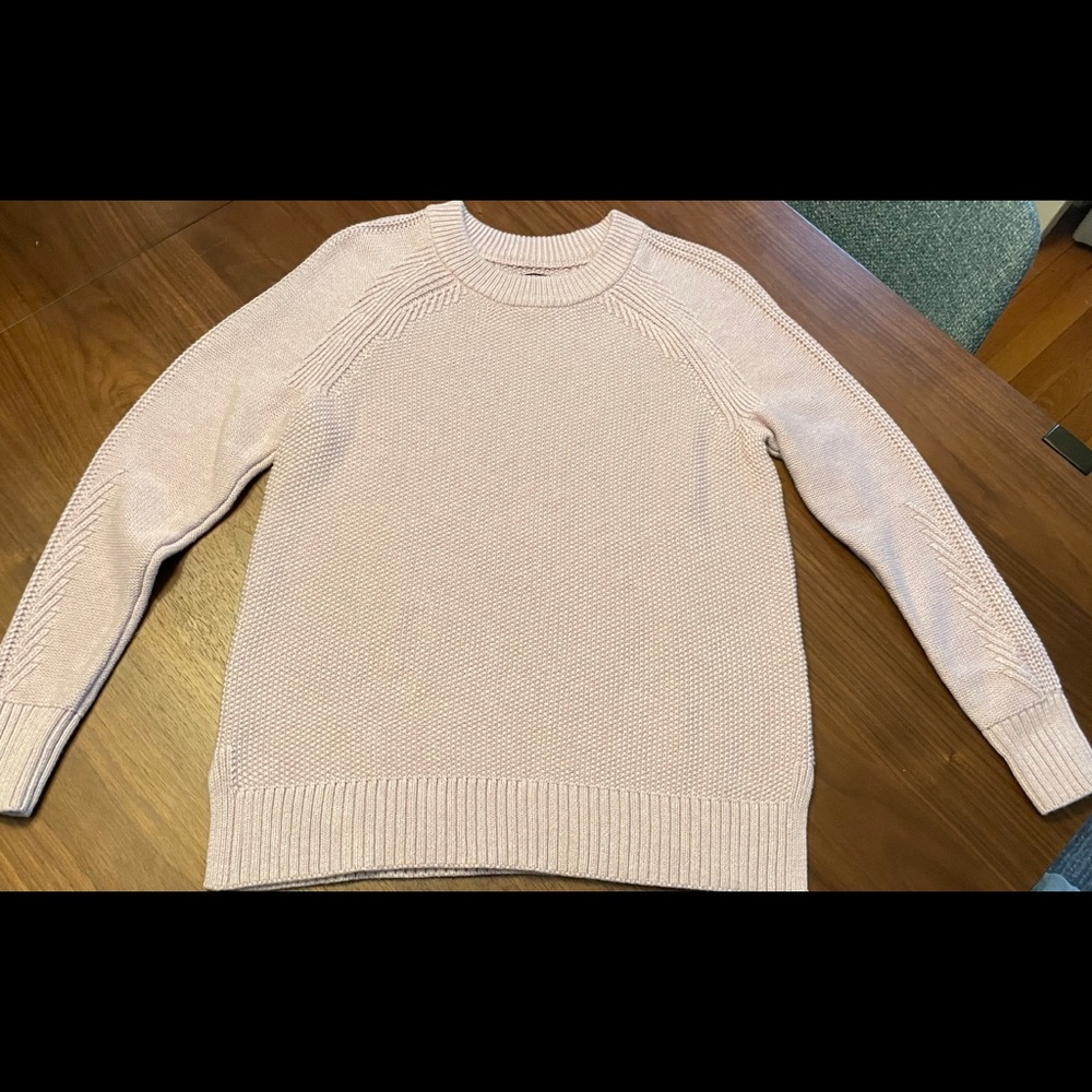 Gap Women's Size XS Purple Lilac Textured Crewneck Sweater